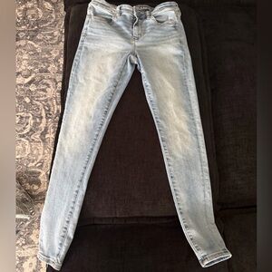 AE Next Level jegging.